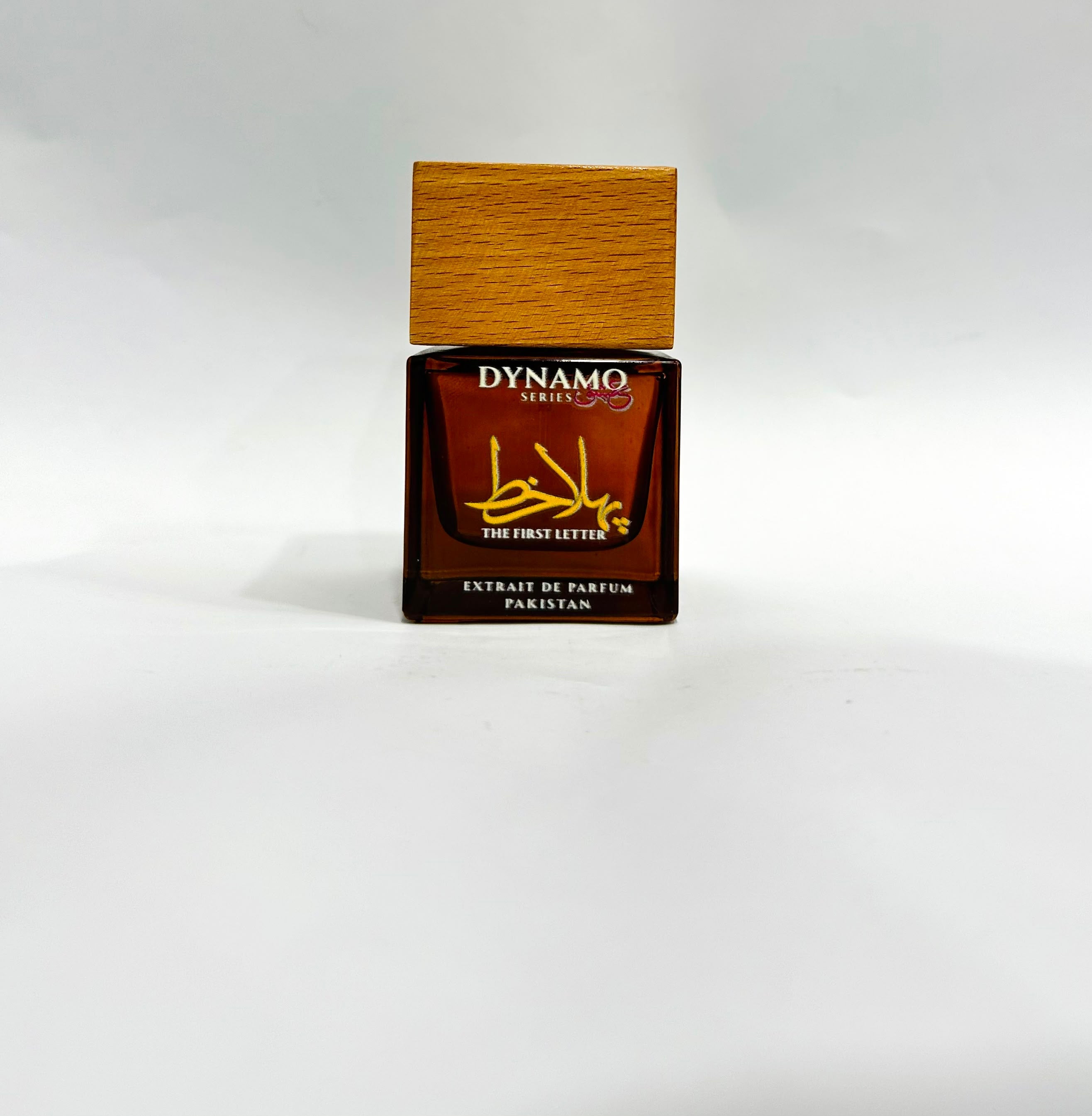 ہلا خط” Extrait de Parfum, عشق Series, Fresh Seductive Fragrance for Men & Unisex
