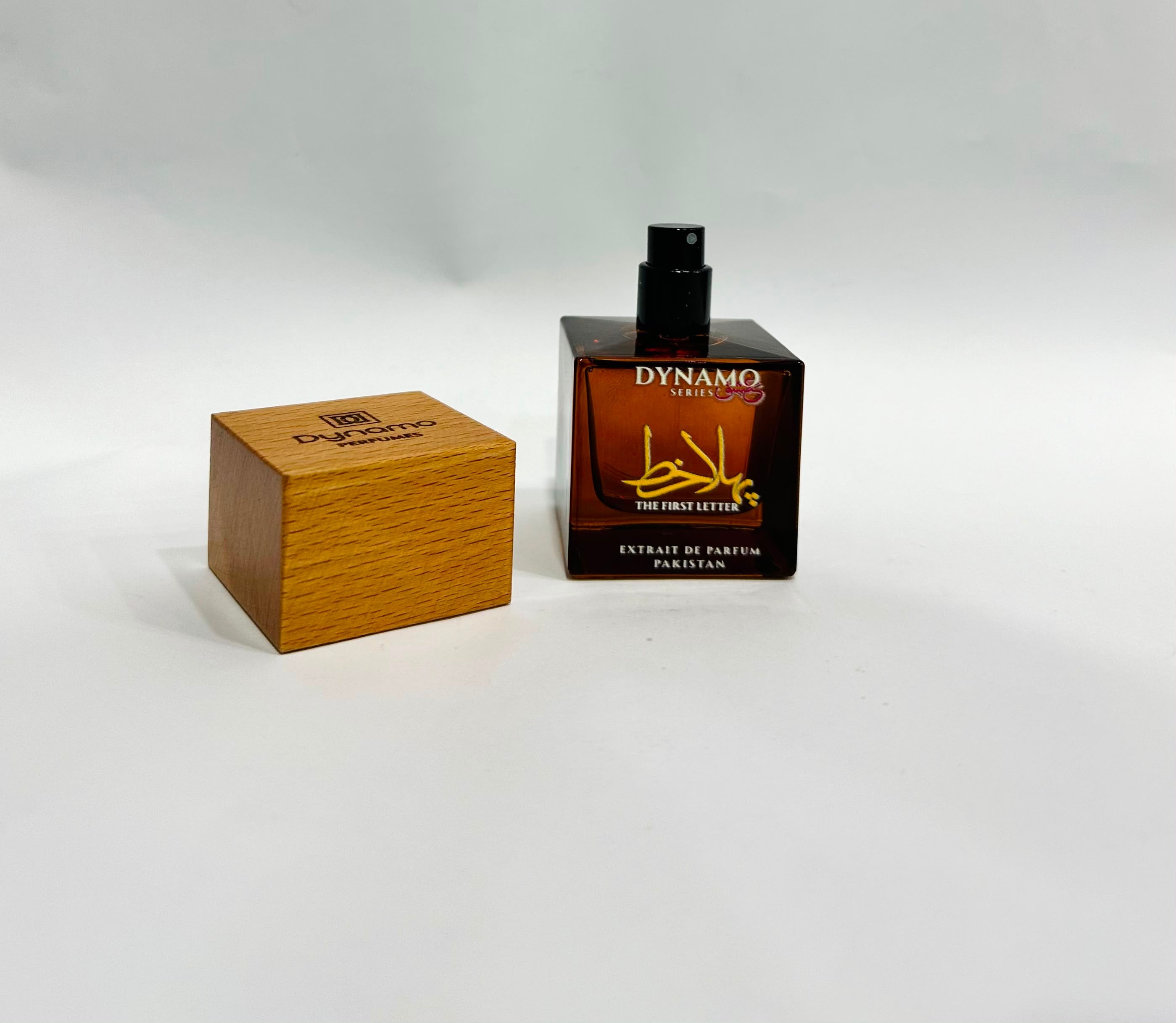 ہلا خط” Extrait de Parfum, عشق Series, Fresh Seductive Fragrance for Men & Unisex