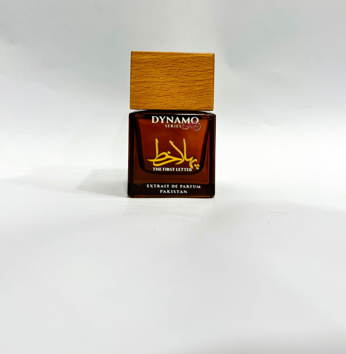 ہلا خط” Extrait de Parfum, عشق Series, Fresh Seductive Fragrance for Men & Unisex